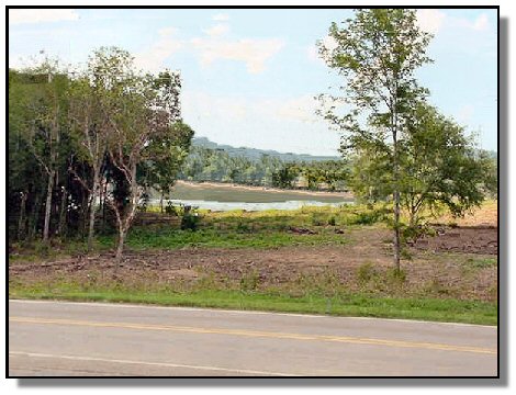 Tennessee Real Estate - Residential Property - 1632 - Tennessee River view