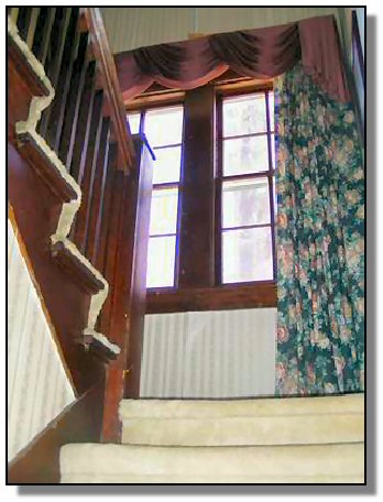 Tennessee Real Estate - Residential Property - 1653 - stairway