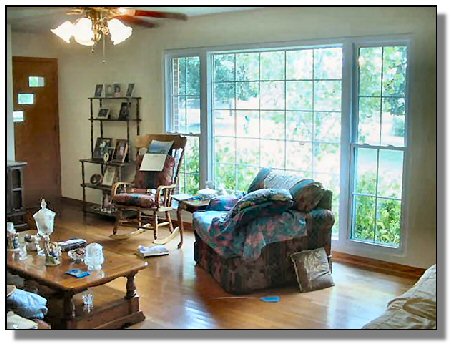 Tennessee Real Estate - Farmette Property - 1582 - living room