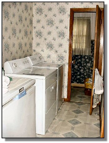 Tennessee Real Estate - Farmette Property - 1582 - laundry room