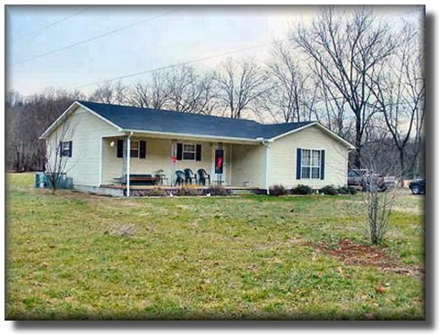 Tennessee Real Estate - Farmette Property - 1593 - Front Left